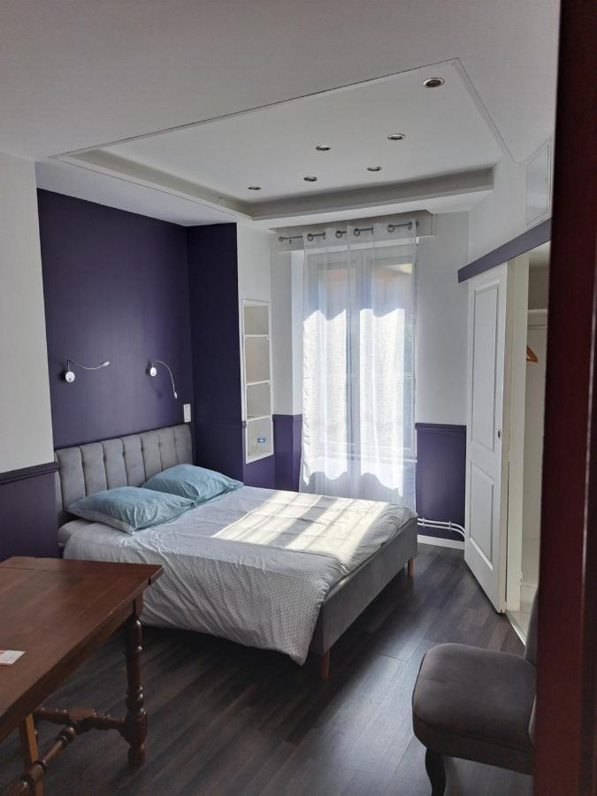 L'Appartement - Chambre Avec Salle De Bains Et Wc Dans Une Galerie D'Art Montbéliard Dış mekan fotoğraf